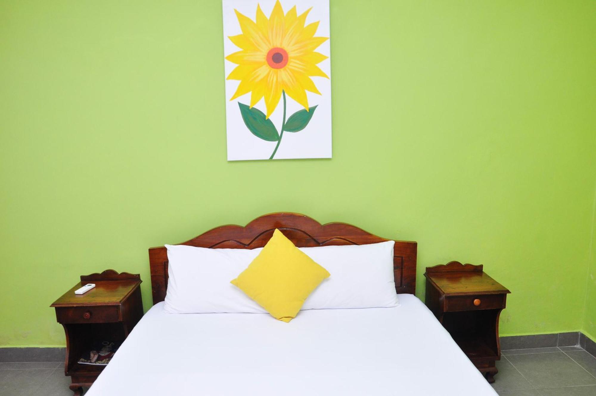 Sea View Hotel Коломбо Экстерьер фото