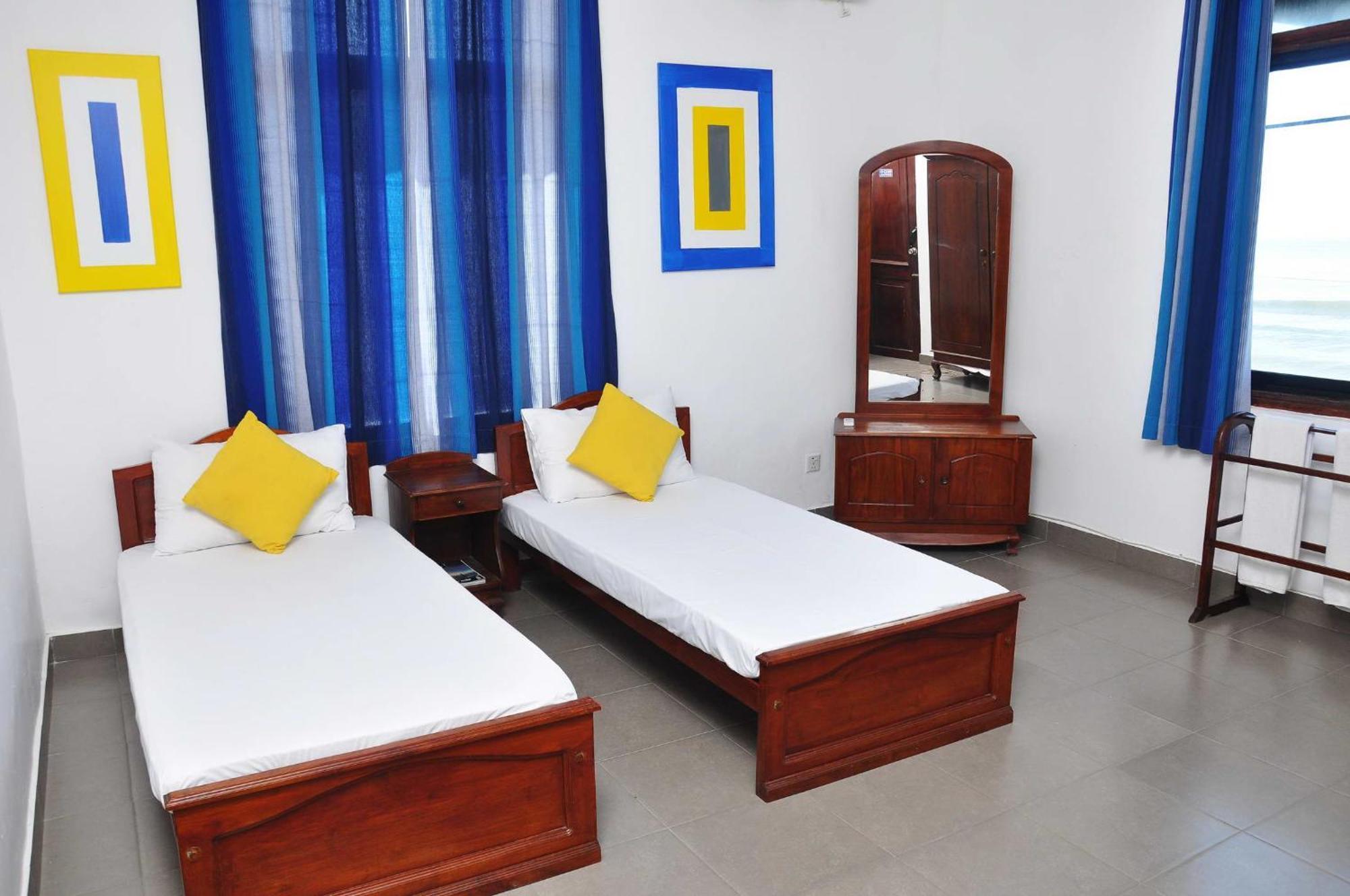 Sea View Hotel Коломбо Экстерьер фото