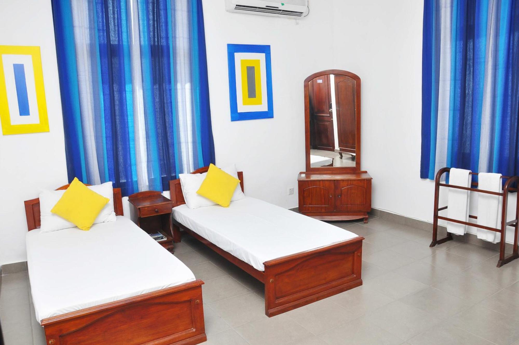 Sea View Hotel Коломбо Экстерьер фото