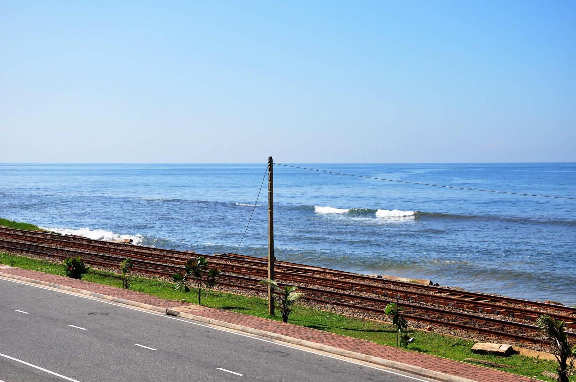 Sea View Hotel Коломбо Экстерьер фото