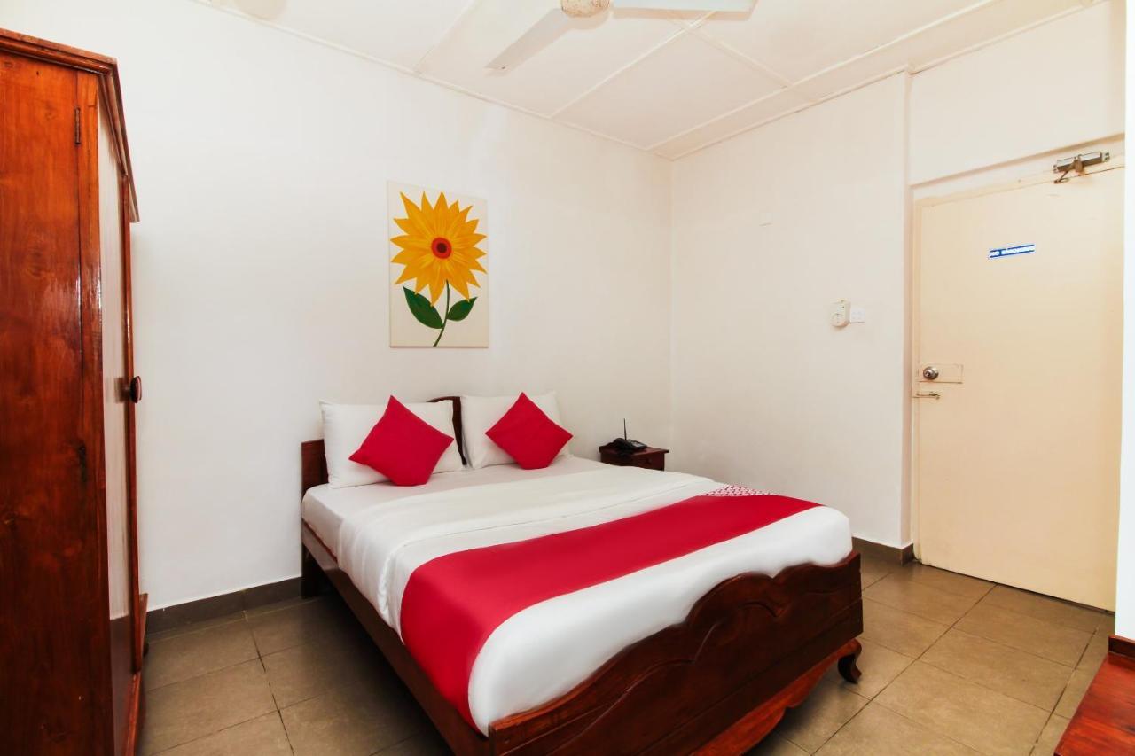 Sea View Hotel Коломбо Экстерьер фото