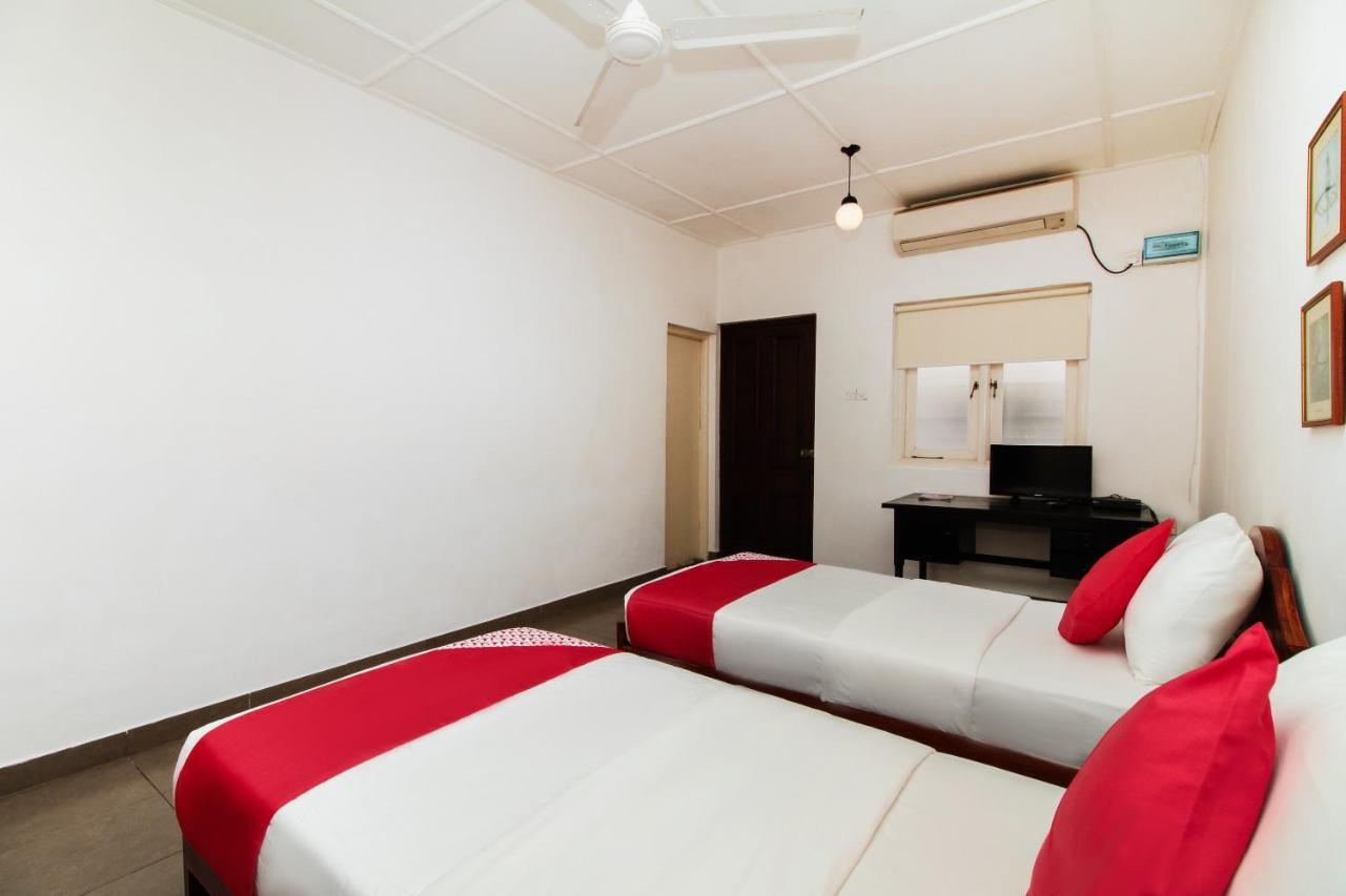 Sea View Hotel Коломбо Экстерьер фото